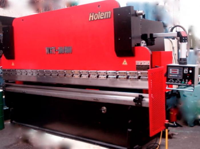 dobladora holem 150 tons. x 12'